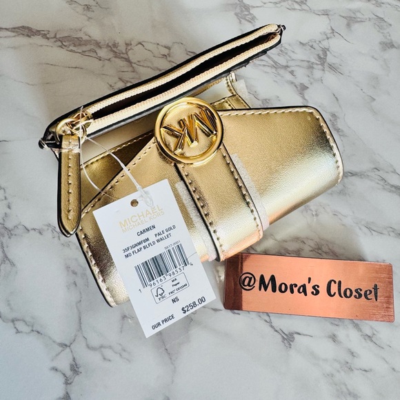 Michael Kors Wallet - Picture 8 of 8